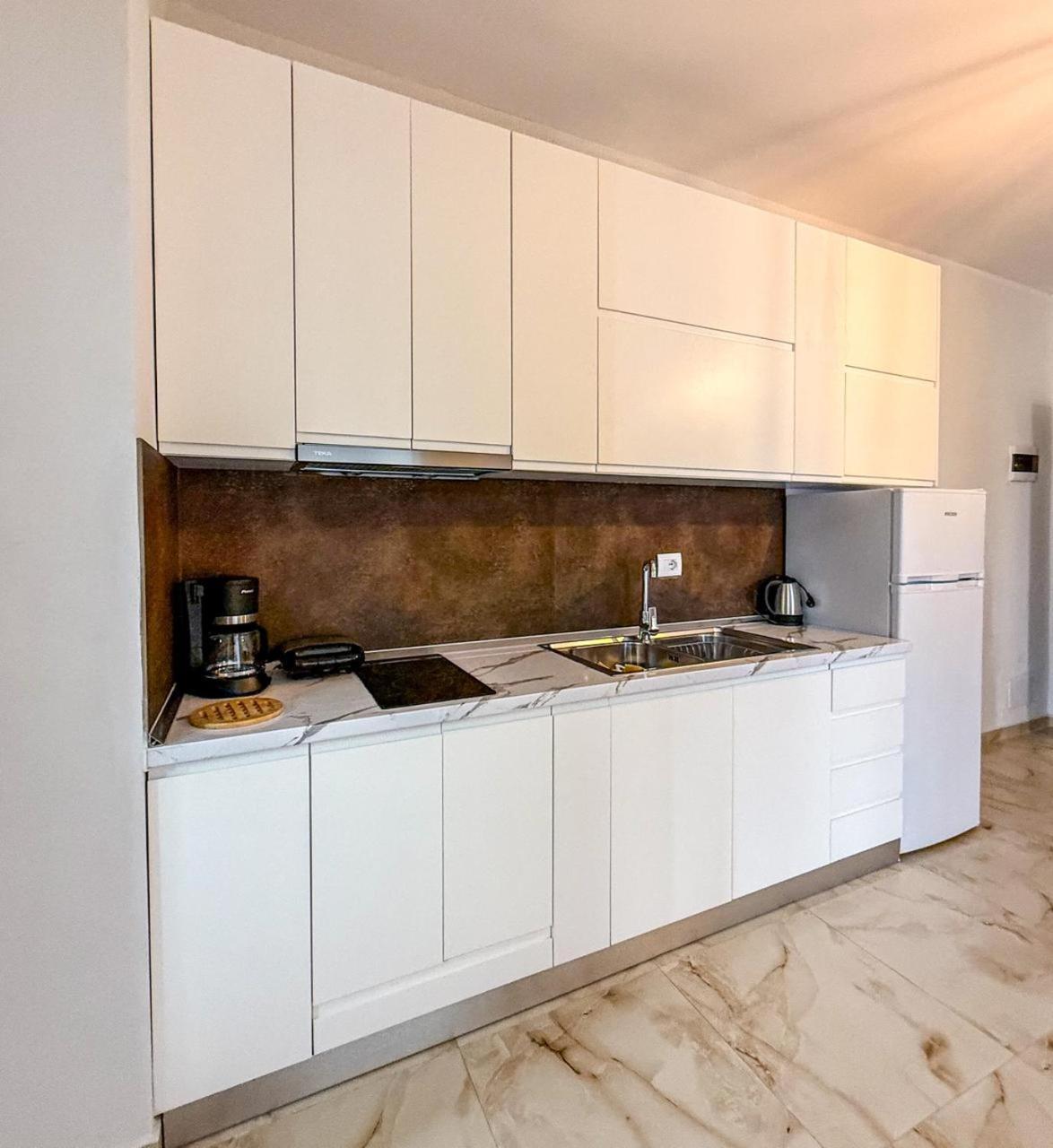 Odore Di Mare Apartments Saranda Extérieur photo