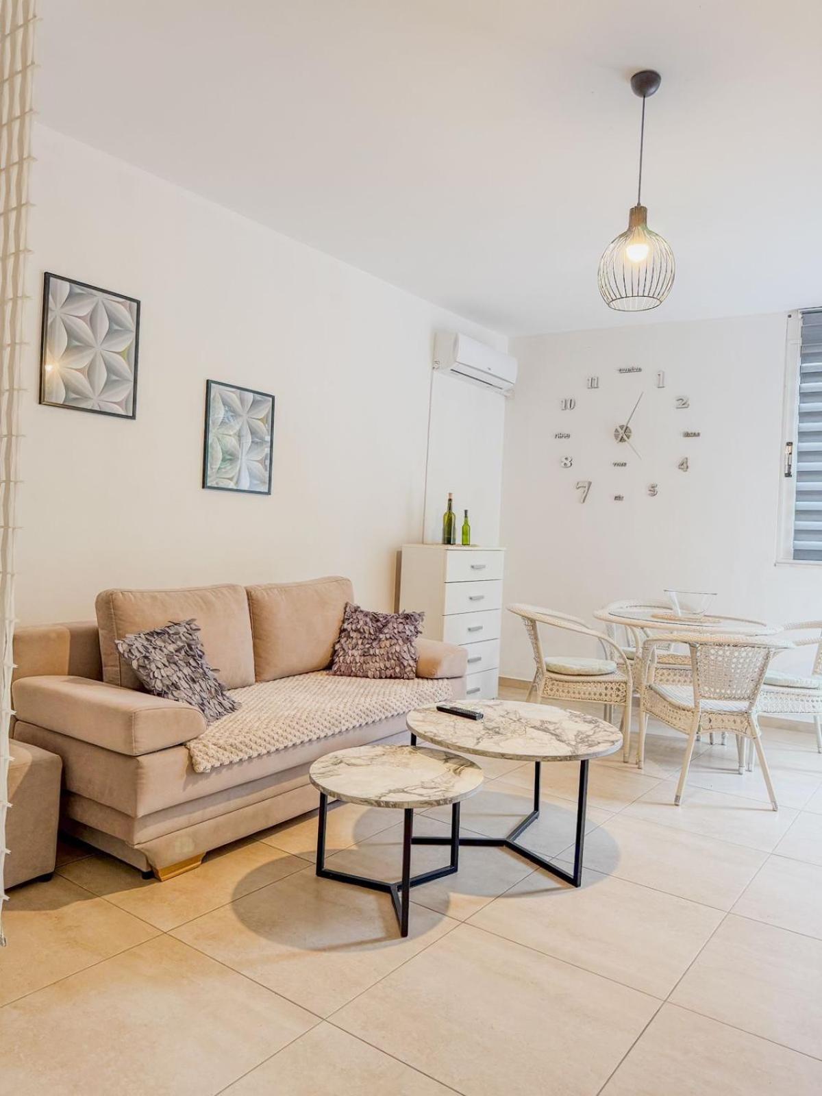 Odore Di Mare Apartments Saranda Extérieur photo